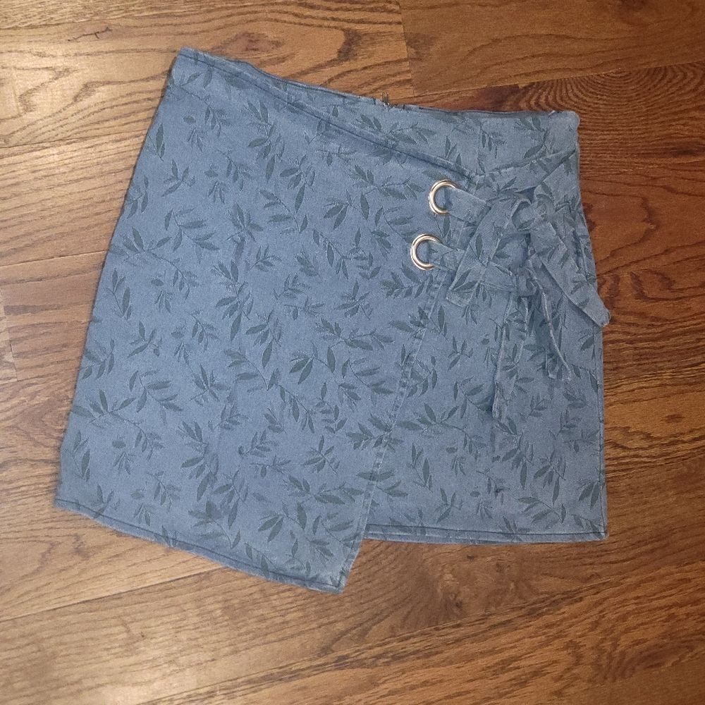 Lumiere Urban Outfitters Denim Wrap Skirt Large